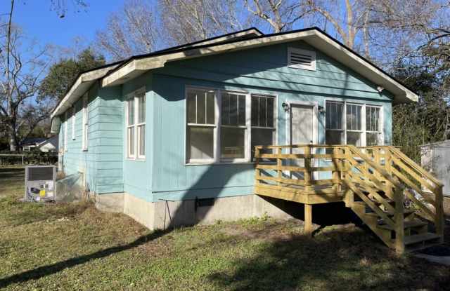 2147 Saint James Drive photos photos