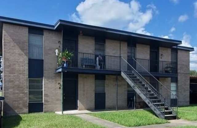 805 Simpson Road photos photos