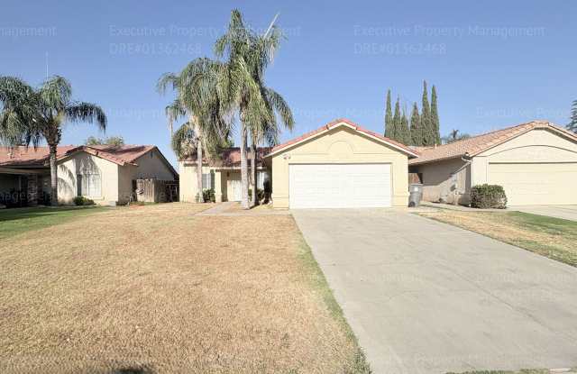 Location, Location (93313 HARRIS RD/ ASHE RD AREA...)Ready to move in? Call us for a showing at (661)3981200 Gallery 1