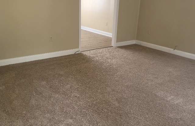1412 Westcliff Court Gallery 2