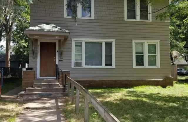 4136 North Girard Avenue Gallery 3