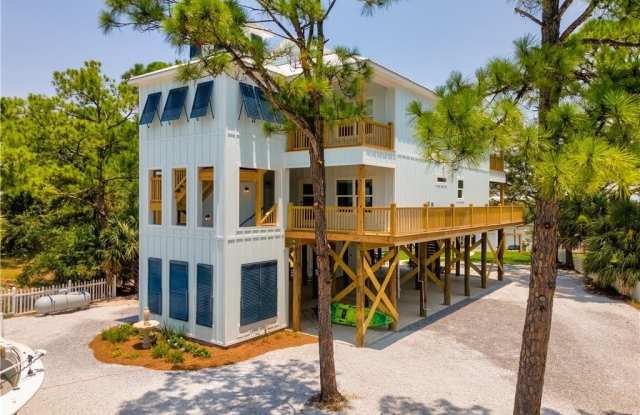 500 Lemoyne Drive unit: 1 - 500 Lemoyne Drive, Dauphin Island, AL 36528