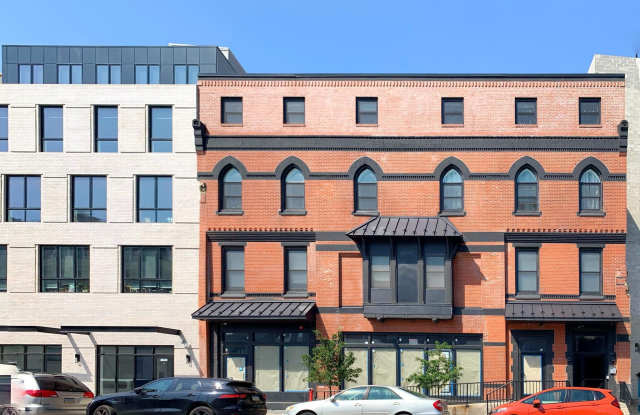 1800-8 RIDGE Avenue photos photos