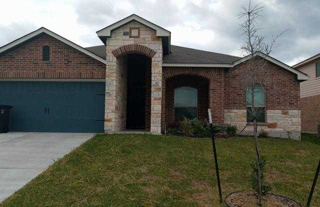 310 Tapaderos Path photos photos