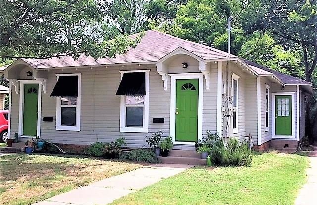 1000 N Austin Street - 1000 N Austin St, Denton, TX 76201