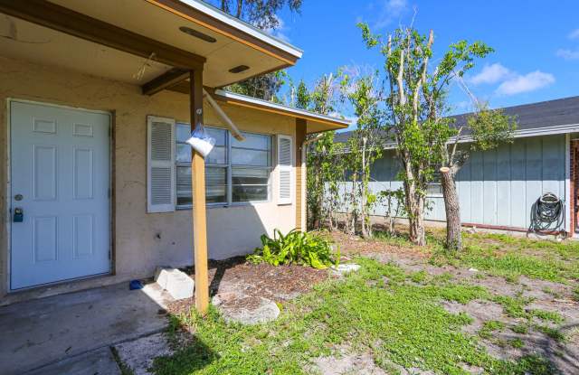 **NEW PICTURES***2 BED/1 BATH UNIT** SUNRISE VILLAS ** PET FRIENDLY ** CLOSE TO I-75 ** Gallery 1