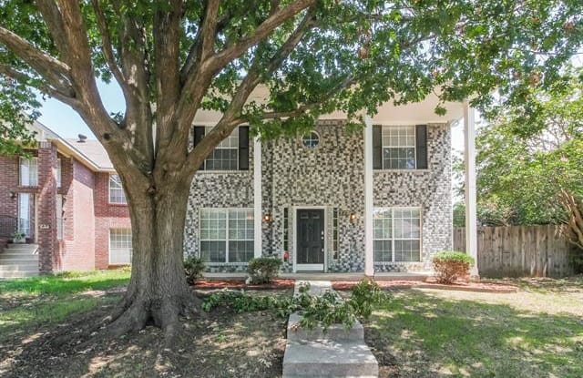 717 Sierra Court - 717 Sierra Court, Grand Prairie, TX 75052
