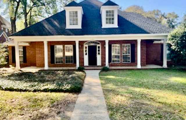 5/3 Brick Home in Savannah Trace Gallery 1