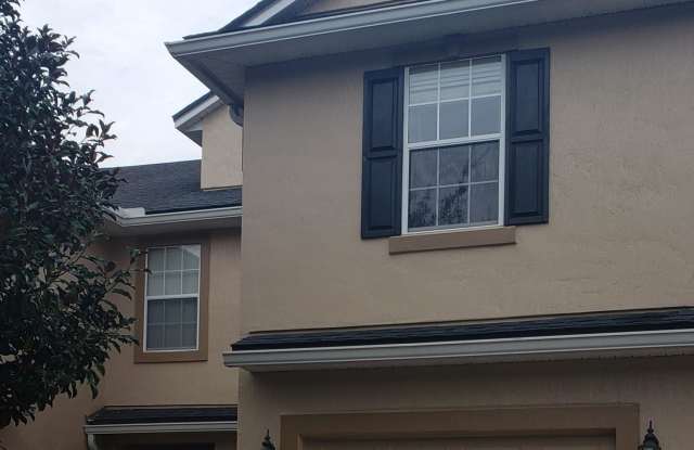 3690 CRESWICK CIR - 3690 Creswick Circle, Oakleaf Plantation, FL 32065