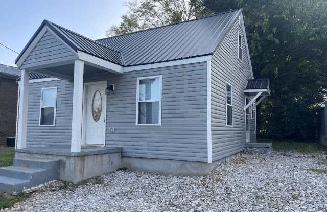 105 S. Lynn St. photos photos