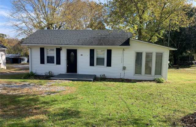 2751 Lail Road - 2751 Lail Road, Glen Alpine, NC 28655