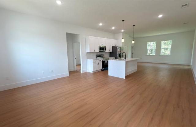 14813 SW 47 Court Gallery 3