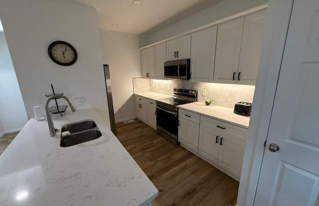 Room in 4 Bedroom Home at S Alston Ave photos photos