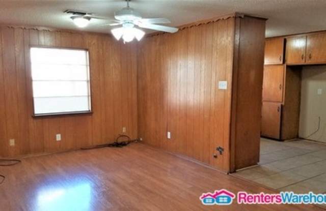 801 Poinsettia Drive Gallery 3