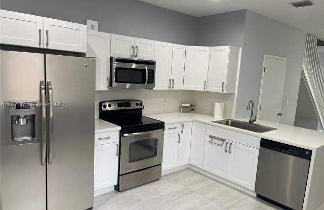 1861 Salerno Cir photos photos