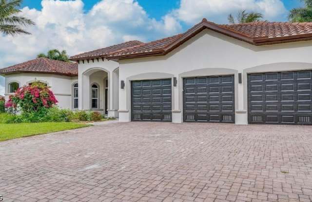 11970 Royal Tee Circle S Gallery 3