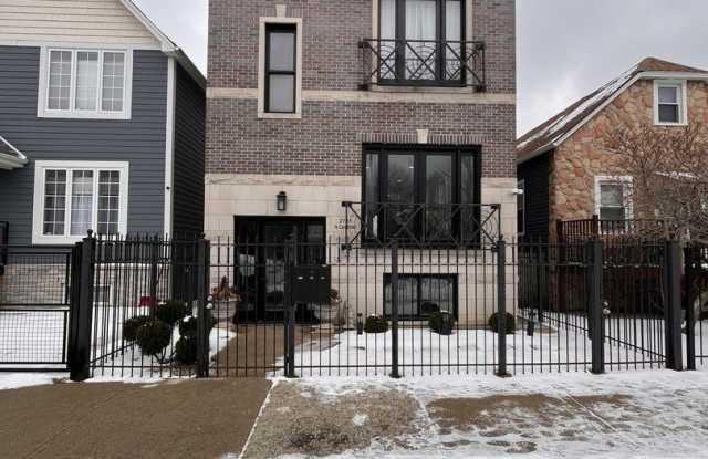 2731 N Campbell Avenue unit: 1 photos photos