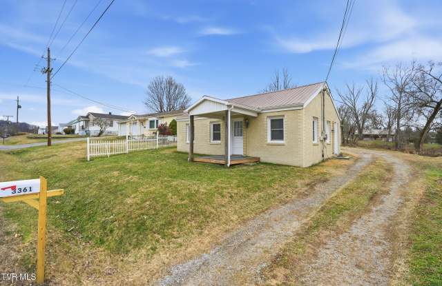 3361 Bloomingdale Road photos photos