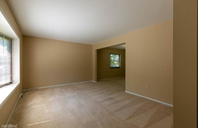 4080 Forest Glen Ct Gallery 4