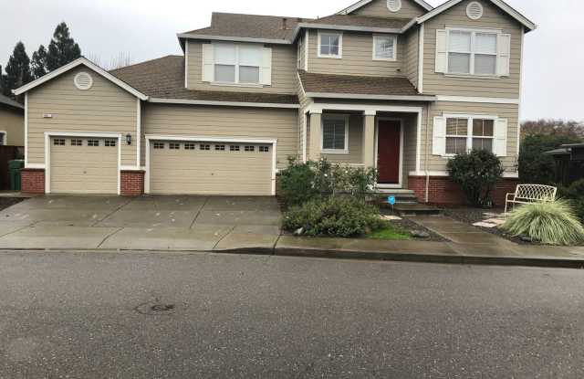 401 Gordon Ct - 401 Gordon Ct, Windsor, CA 95492