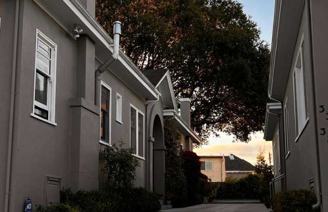 Welcome To Your New Home In The Heart Of Oakland photos photos
