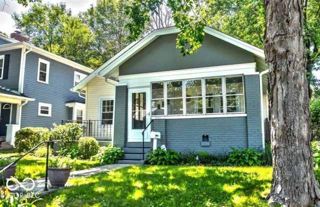 4252 Graceland Avenue Gallery 2