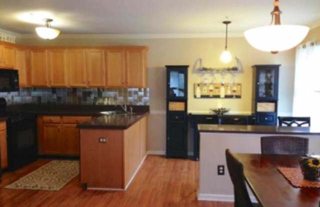 540 EAGLE COURT photos photos