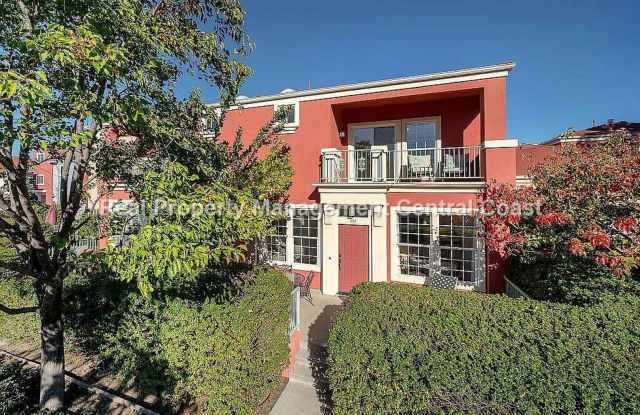 AVAILABLE SEPTEMBER - Spacious Villa Rosa Condo - 3 Bed / 2.5 Bath photos photos