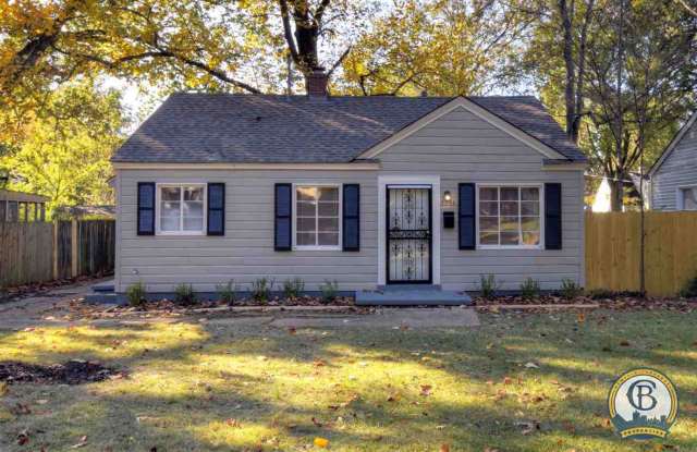 1311 Robin Hood Ln photos photos