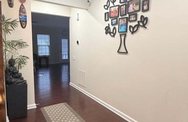 729 SUN VALLEY Court Gallery 2