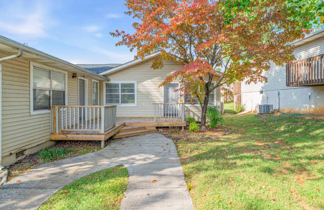 2021 Countryhill Lane - 21 Gallery 1
