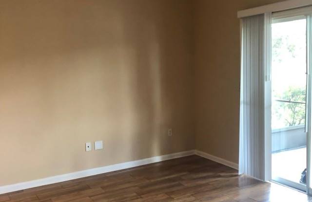 315 Sunstone Court Gallery 2
