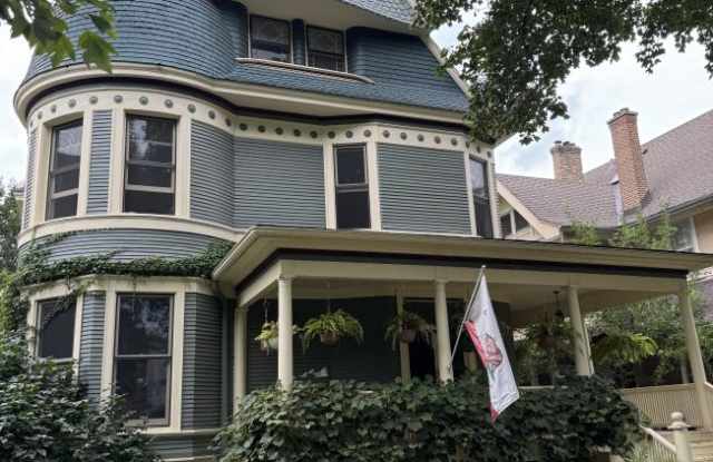 1232 Hinman Avenue Gallery 1