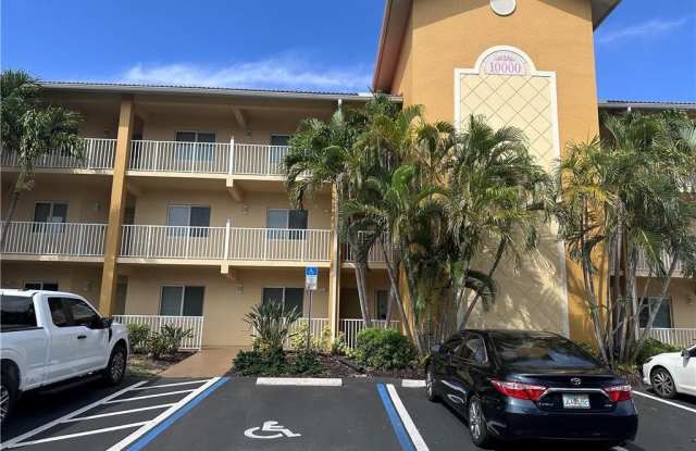 10000 Maddox Ln unit: 321 photos photos