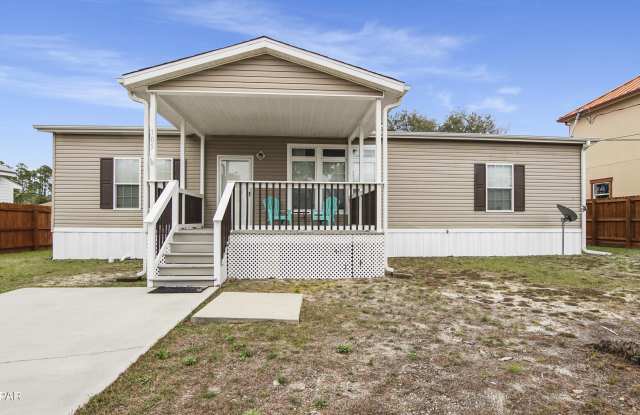 105 Evergreen Street - 105 Evergreen Street, Panama City Beach, FL 32407