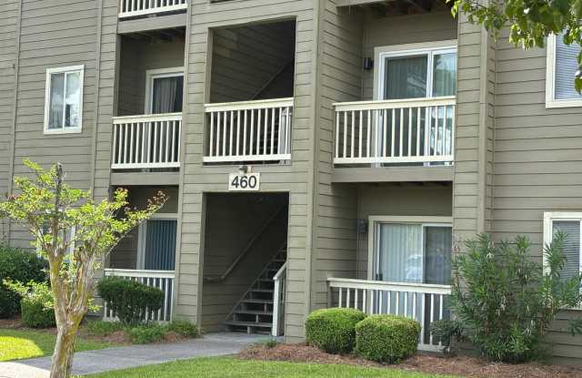 2 Bedroom 2 bath on bottom floor at Myrtle Greens Gallery 4