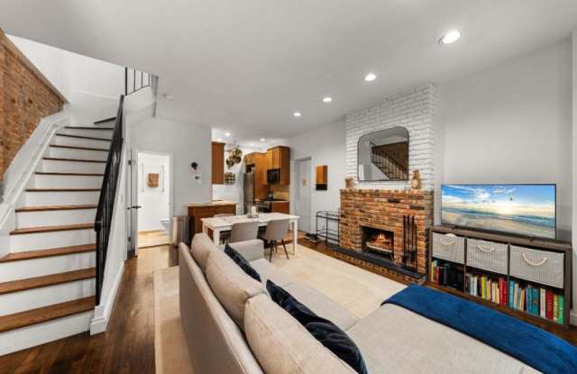 261 West 71st Street photos photos