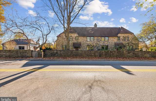 767 NEWTOWN ROAD photos photos