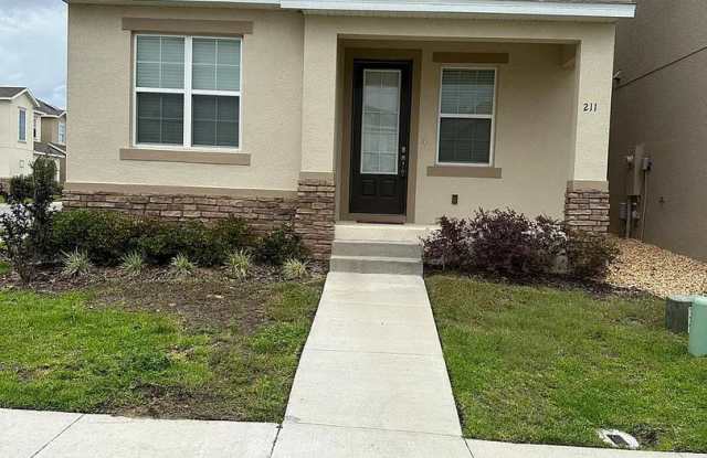 4 beds 2.5 baths single family photos photos