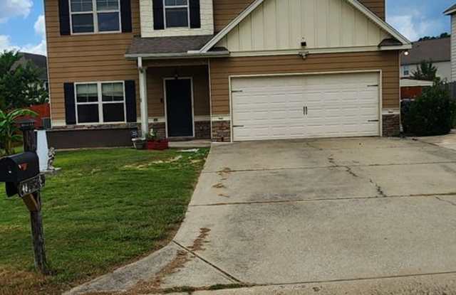LOVELY TWO STORY W/ 5 BEDS, 3 FULL BATHS. LOCATED IN GREAT NEIGHBORHOODOOD photos photos