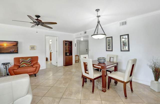 600 Egret Circle Gallery 3