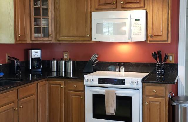 14006 St Regina Ct Gallery 3
