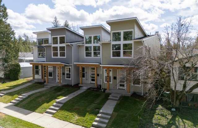 1920 East 37th Avenue - 1 photos photos