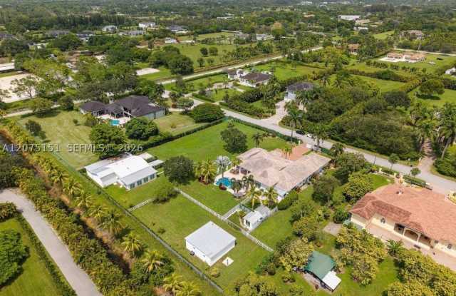 6101 SW 180th Ter Gallery 4