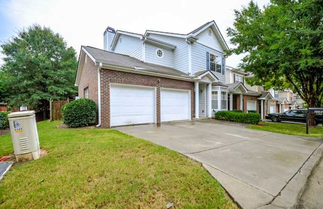 2594 Laurel Cirlce NW - 2594 Laurel Circle NW, Atlanta, GA 30311