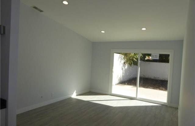 14272 E Mall Street Gallery 4