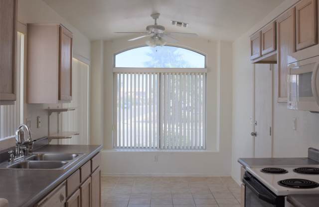 16626 S 43rd Pl Gallery 3