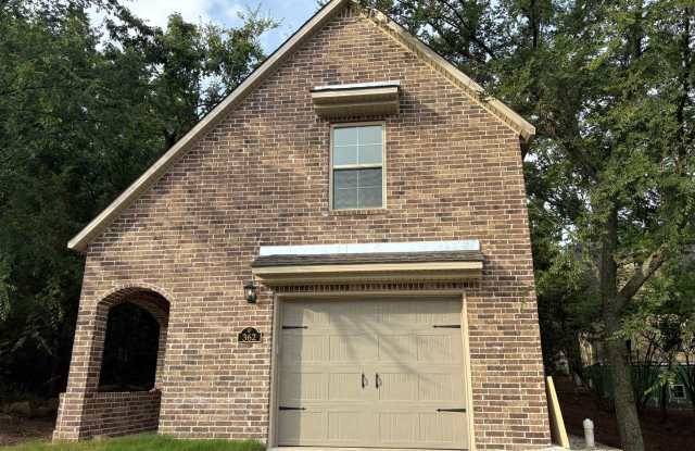 2bd/2ba House with large Garage! photos photos