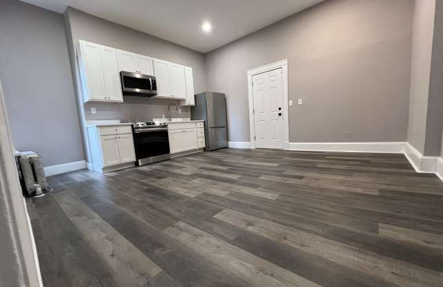 703 Newington Ave photos photos