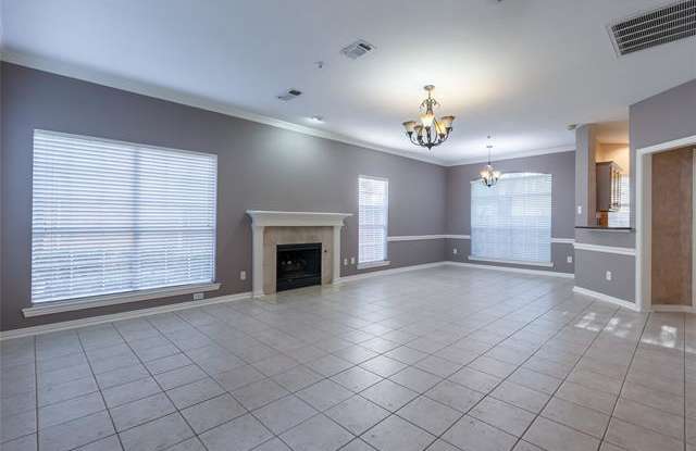 3883 Emerald Court Gallery 3